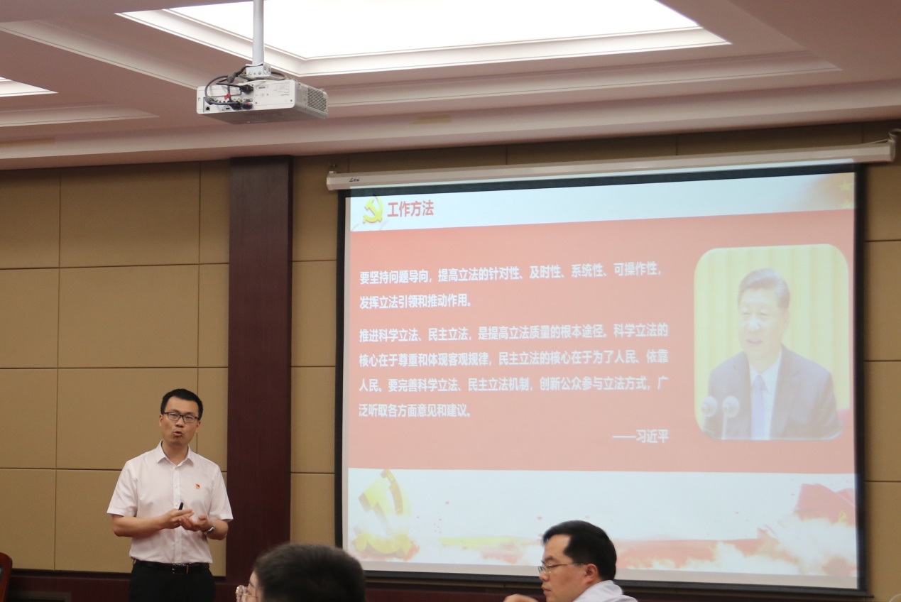 说明: E:\网站公众号维护\2021年\5月\0525国产精品被❌❌❌党委书记王桂为师生党员上党课\新建文件夹 (3)\IMG_2379.JPG